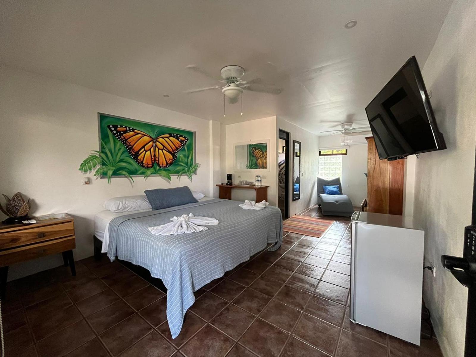 La Sirena Playa Jaco Hotel Buitenkant foto