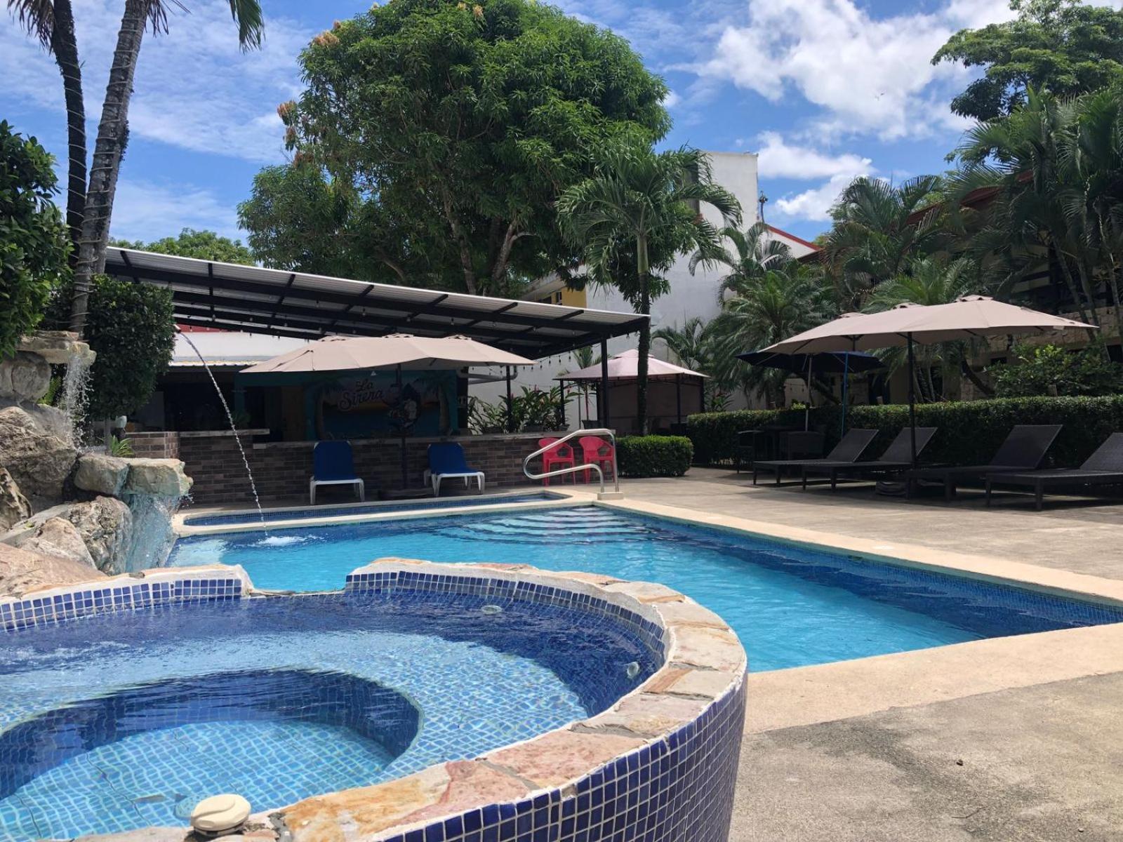 La Sirena Playa Jaco Hotel Buitenkant foto
