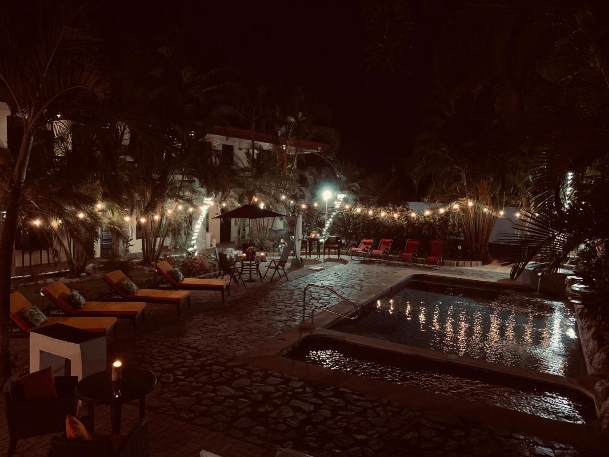 La Sirena Playa Jaco Hotel Buitenkant foto